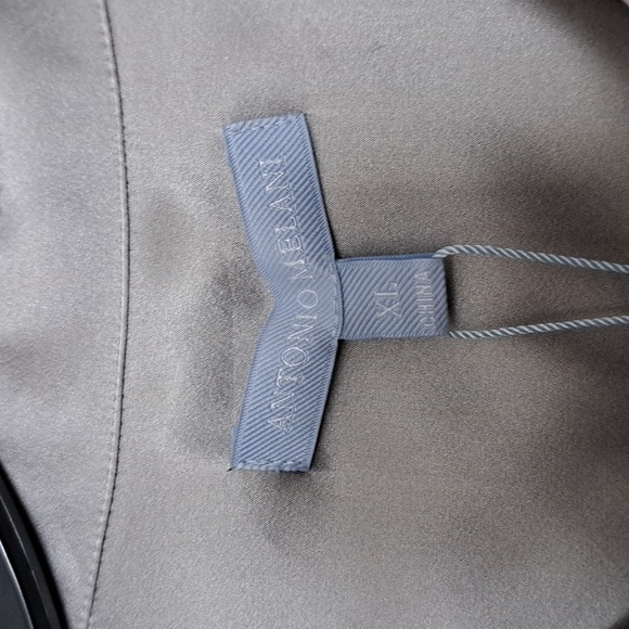 Antonio Melani Yana Button Front Point Collar  Stretch Silk Charmeuse Blouse - Picture 5 of 8